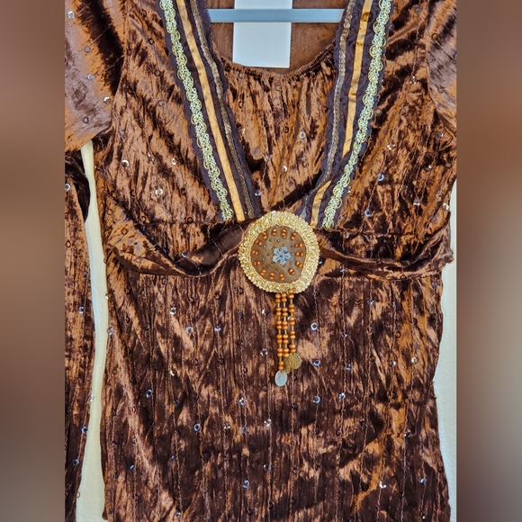 True Light Velour Top - Picture 2 of 14